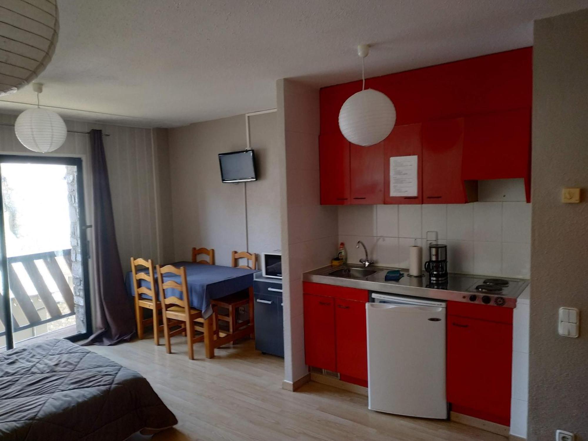 Solaris Apartment