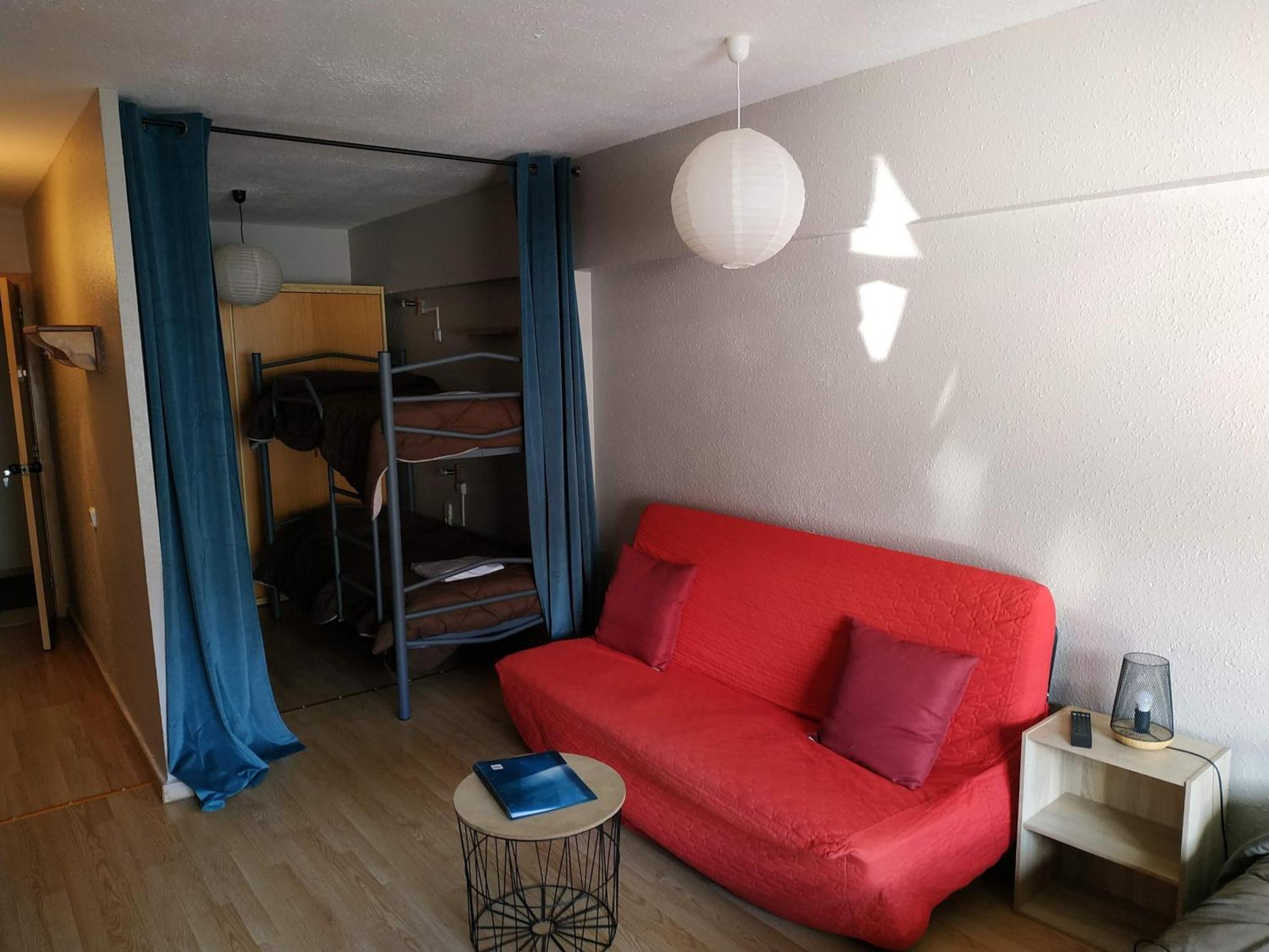 Solaris Pas De La Casa